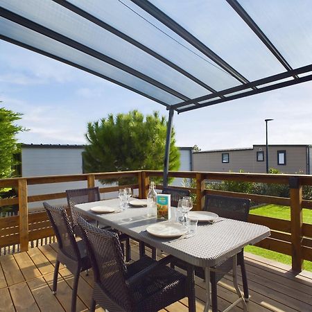 Beau Chalet Pour 4 Pers - Acces Piscine Chauffee 布雷蒂诺斯梅尔 外观 照片